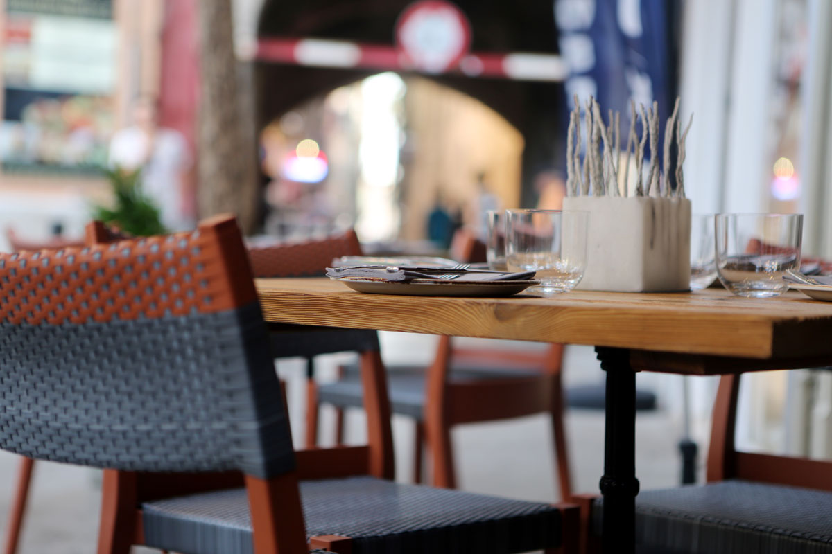 Creative Branding Mockup Restaurante Pizzeria La Preferida